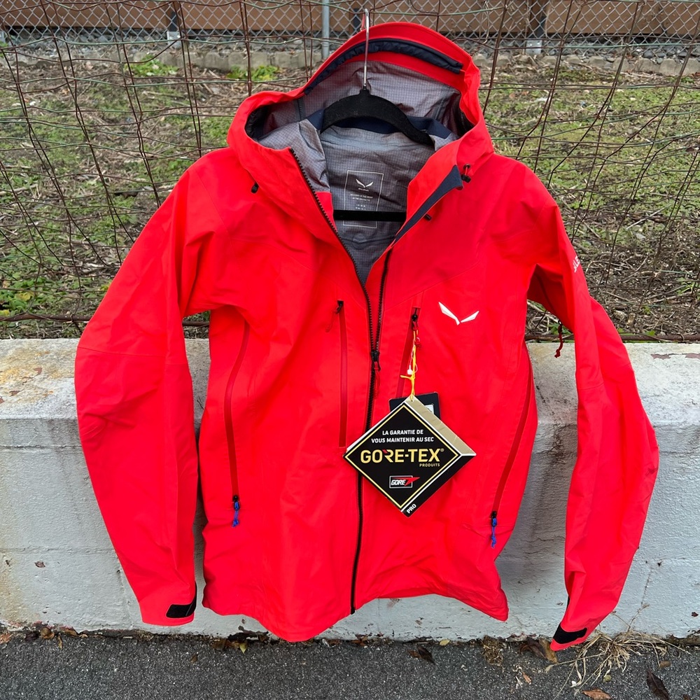 Ski and Snowboard Shell Jacket Women’s Small